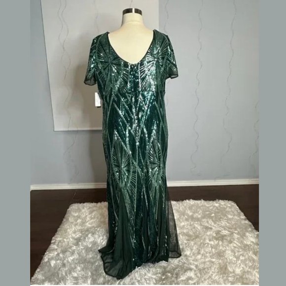 R&M Richards Elegant Evening Dress Womens Plus Green Sequined Long V-Neckline - Picture 12 of 16